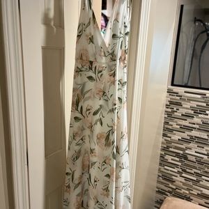 Wore it once for my bridal shower. Im 5’7” & 135 lbs. Small fit great.